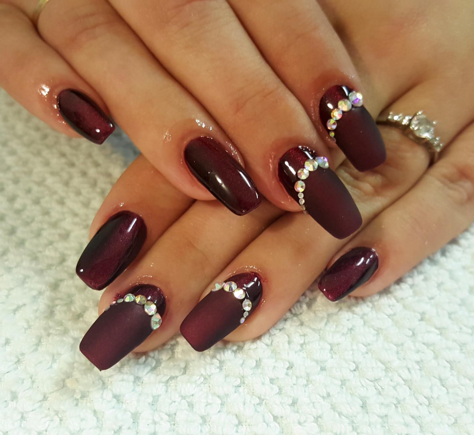 Dark red gel with crystal detail
